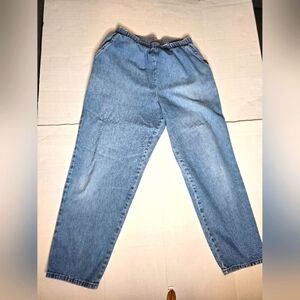VTG Chic Mom Jeans